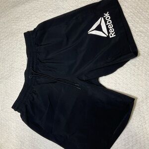 Men’s Reebok shorts neww size large
